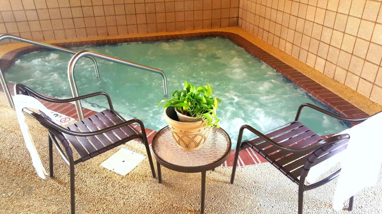 Americinn By Wyndham Гардън Сити Екстериор снимка